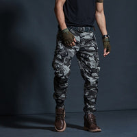 Pantalon militaire tactique à poches multiples type cargo