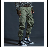 Pantalon militaire tactique à poches multiples type cargo